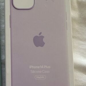 Apple iPhone 14 Plus Lavender Silicone Case